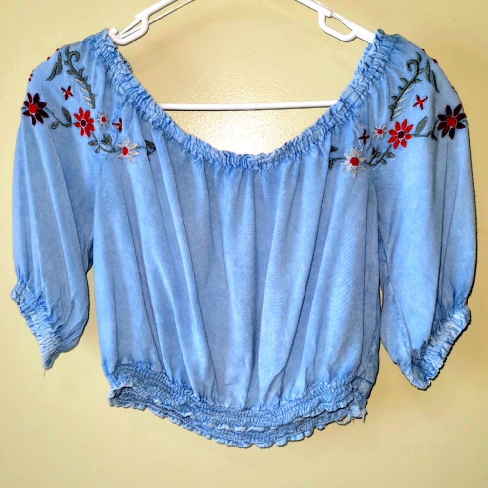 Floral Embroidered Smocked Crop top Size M